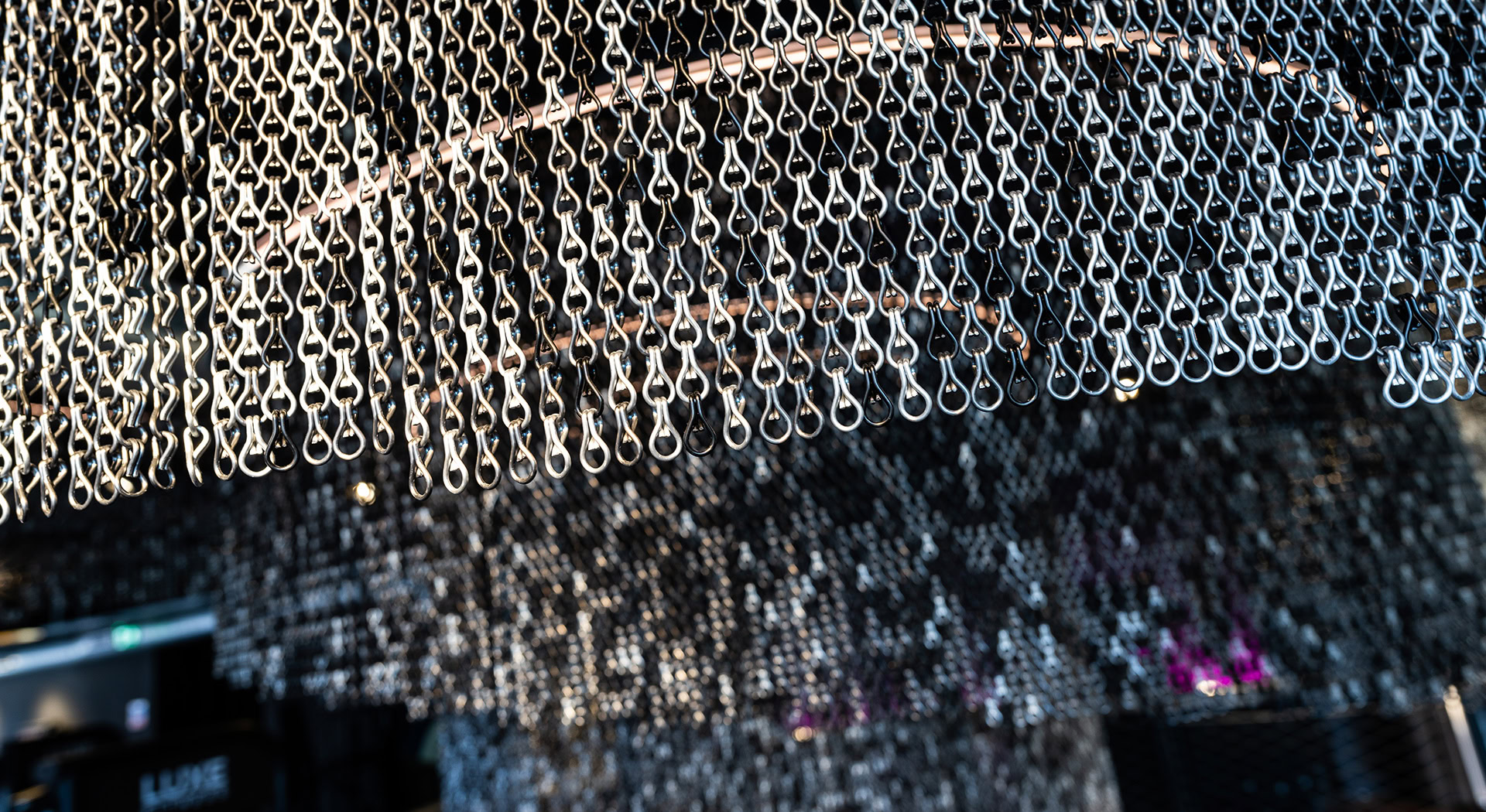 LuxeFitness-Kriskadecor-LRGLAND2